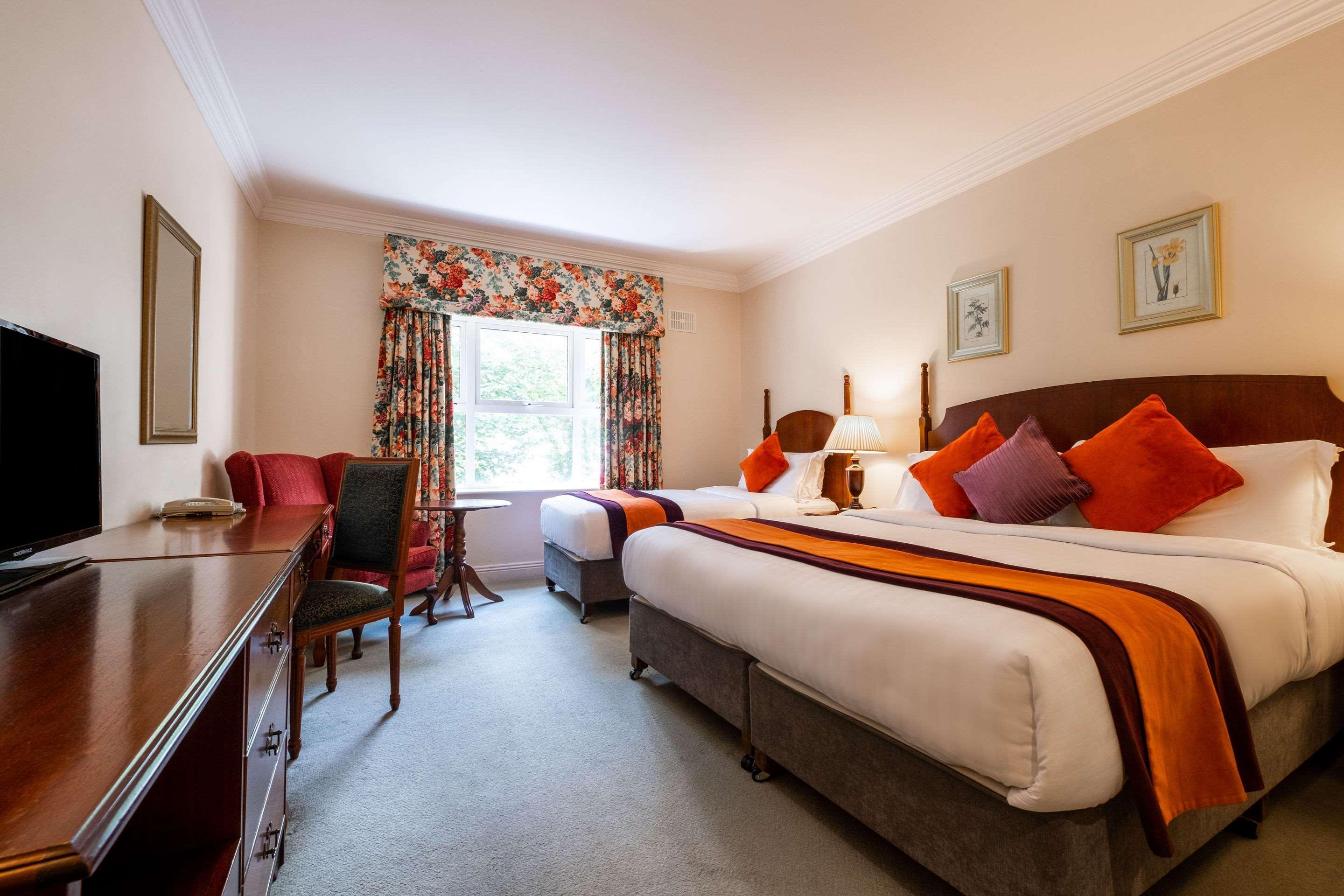 Hotel Woodstock Ennis Extérieur photo