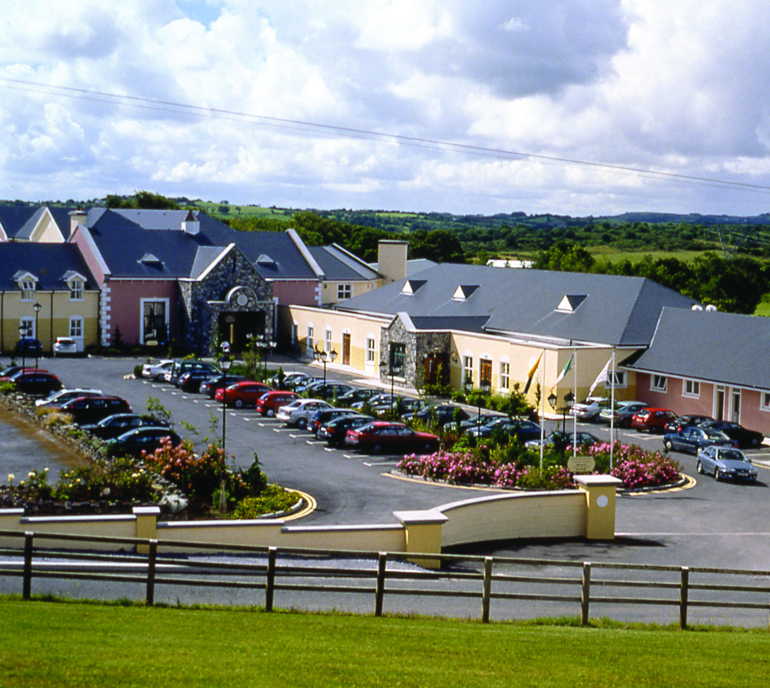 Hotel Woodstock Ennis Extérieur photo